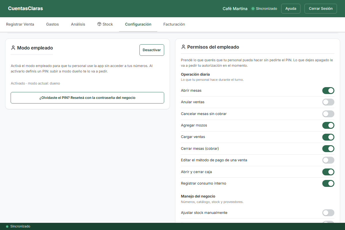 Configuración, subpestaña Equipo: tarjeta Modo empleado activada y tarjeta Permisos del empleado con los grupos Operación diaria y Manejo del negocio.